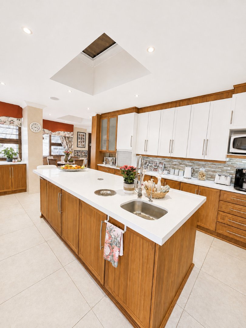 4 Bedroom Property for Sale in Wilkoppies North West
